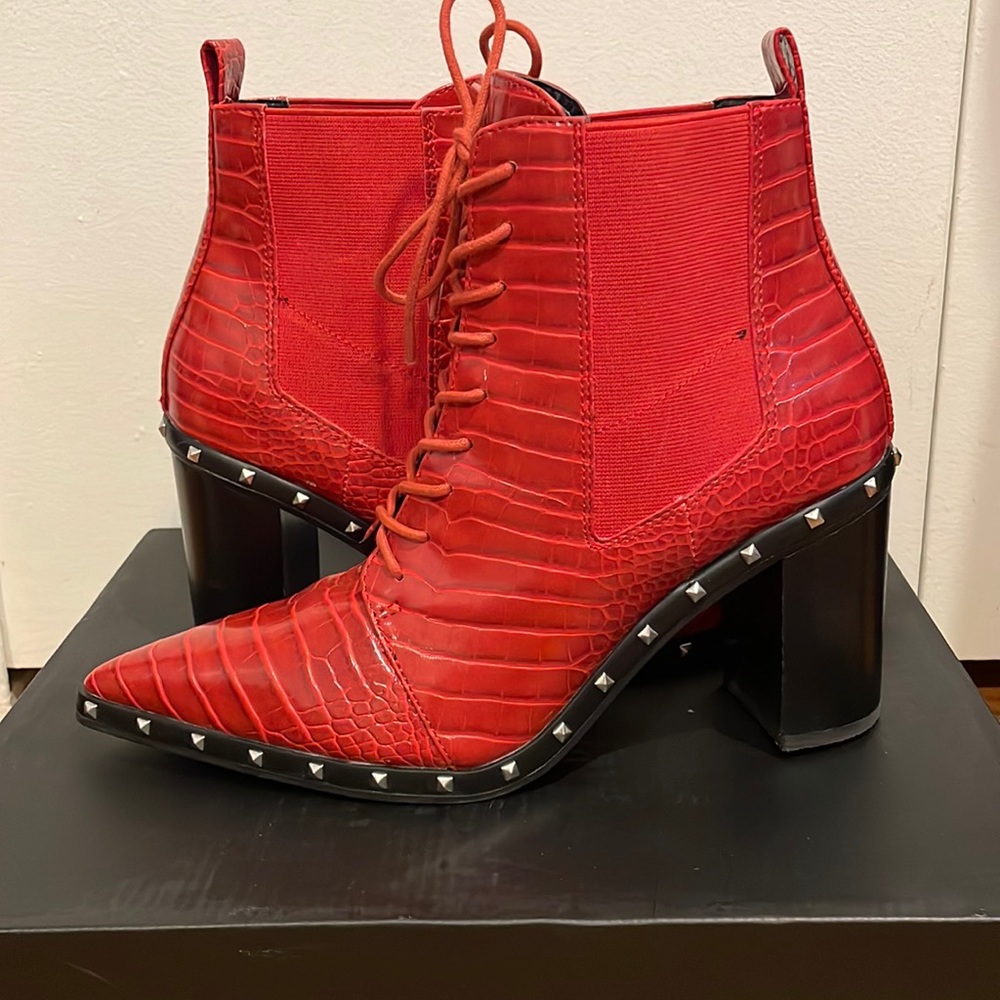 Red bootie